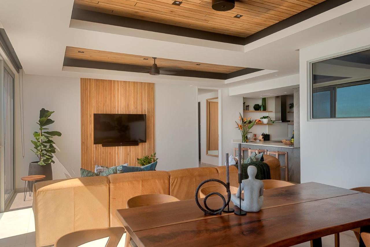 Sands Penthouses Apartment