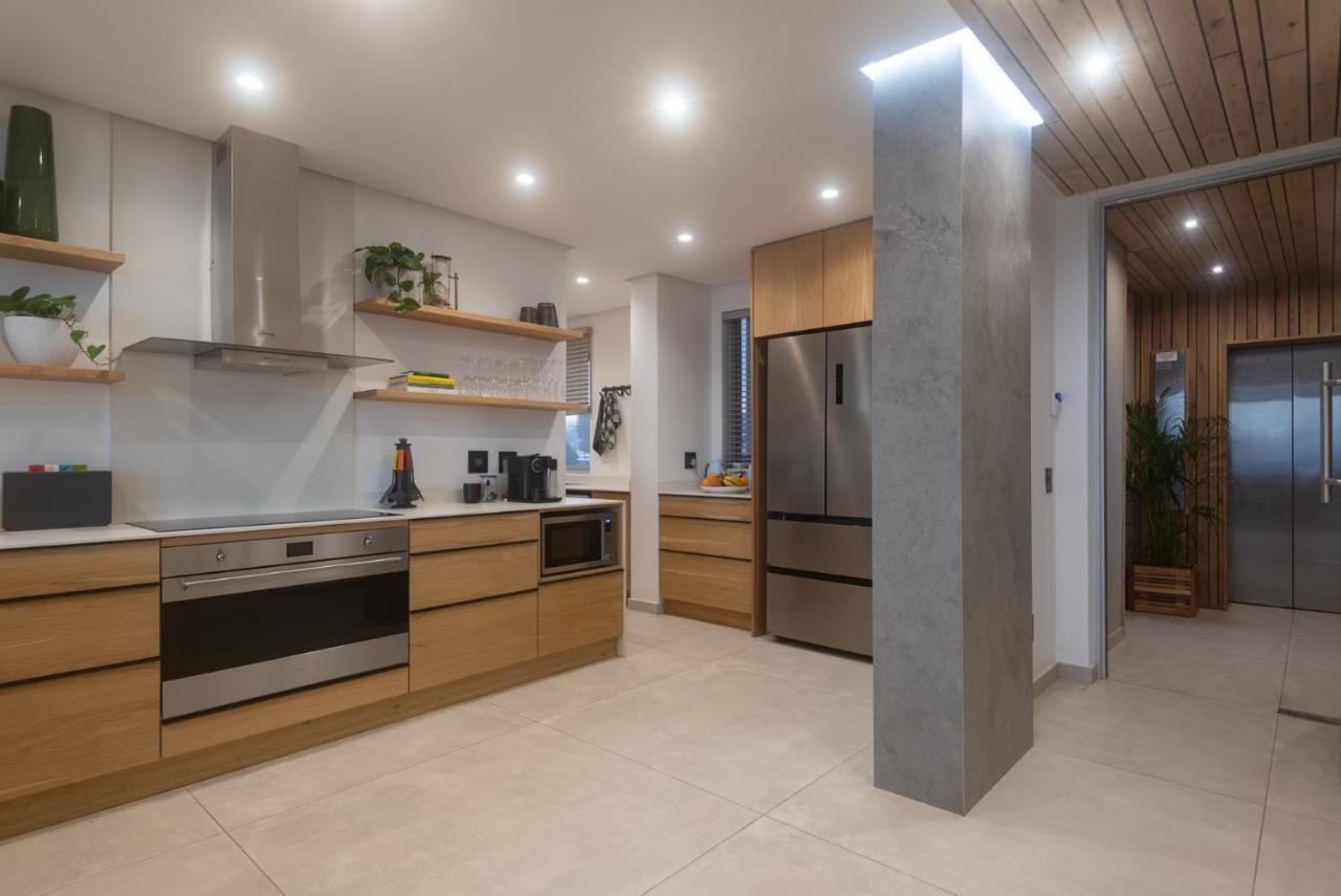 Sands Penthouses Apartment *